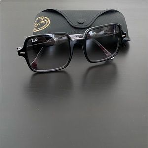 Ray-Ban Sunglasses